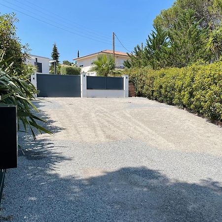 Appartement De Caractere Avec Jacuzzi Fréjus Kültér fotó