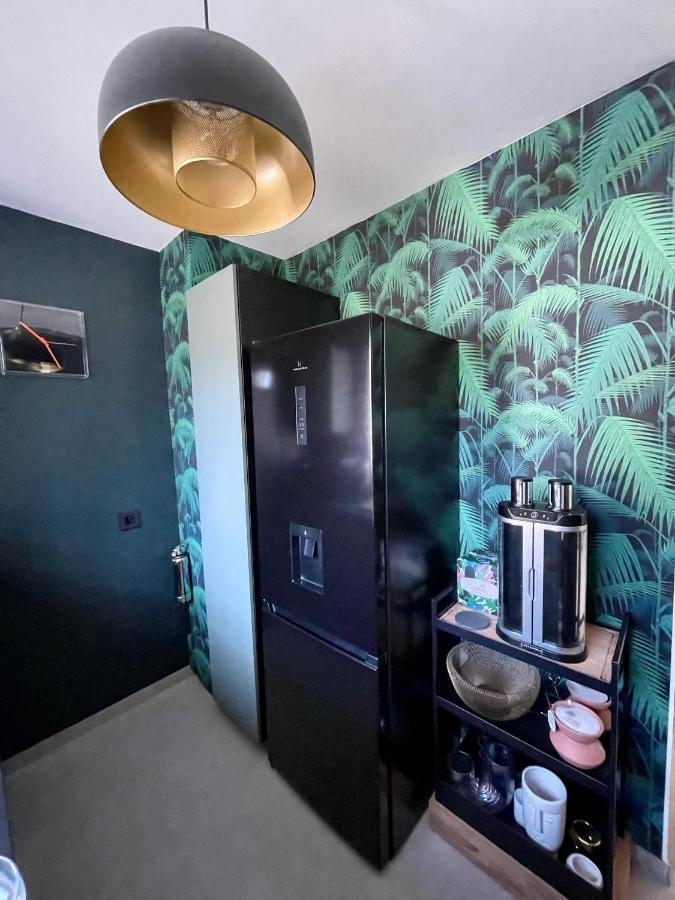 Appartement De Caractere Avec Jacuzzi Fréjus Kültér fotó